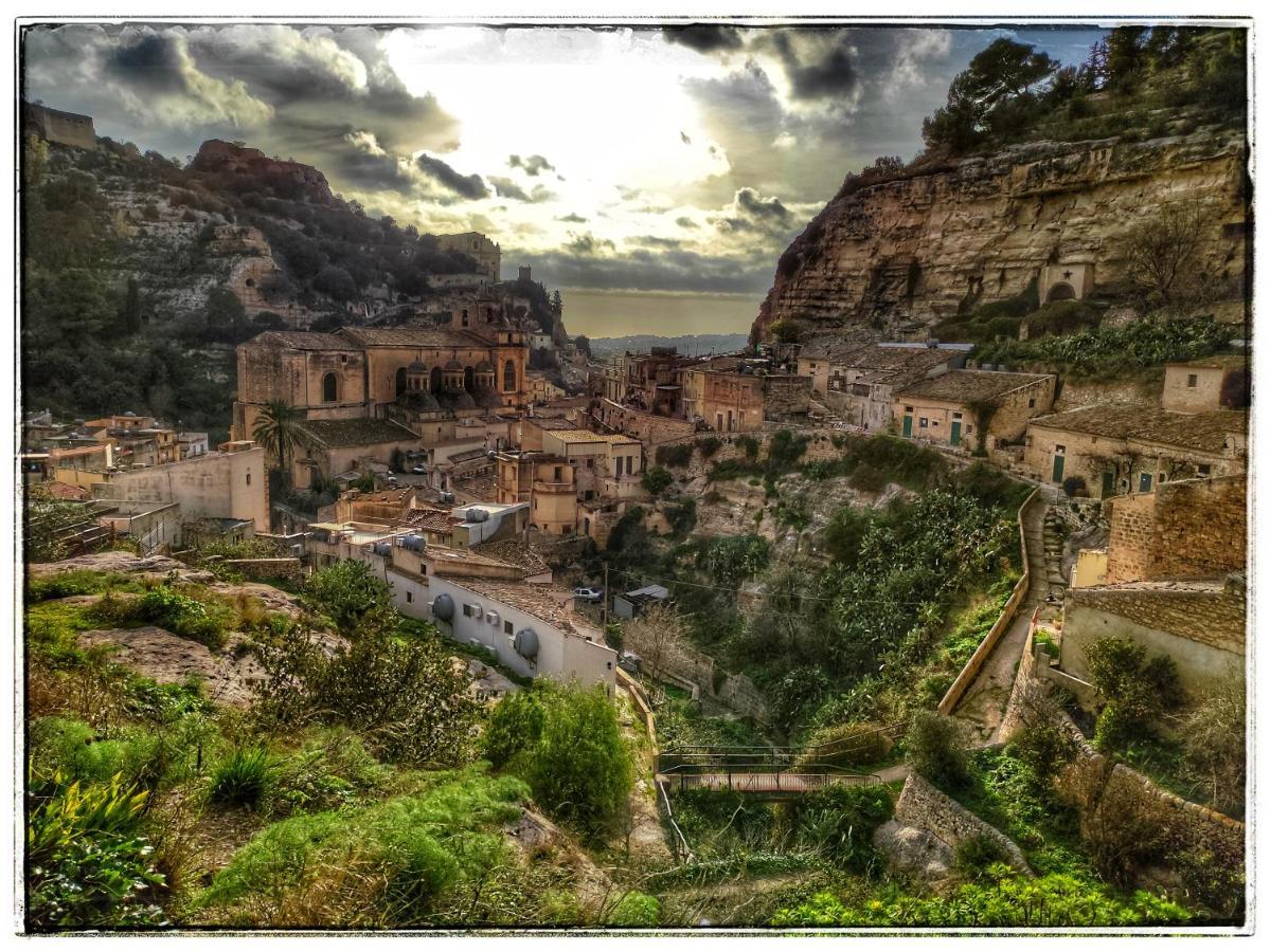 Lilibeth Houses - Charming & Lovely Views Scicli Luaran gambar