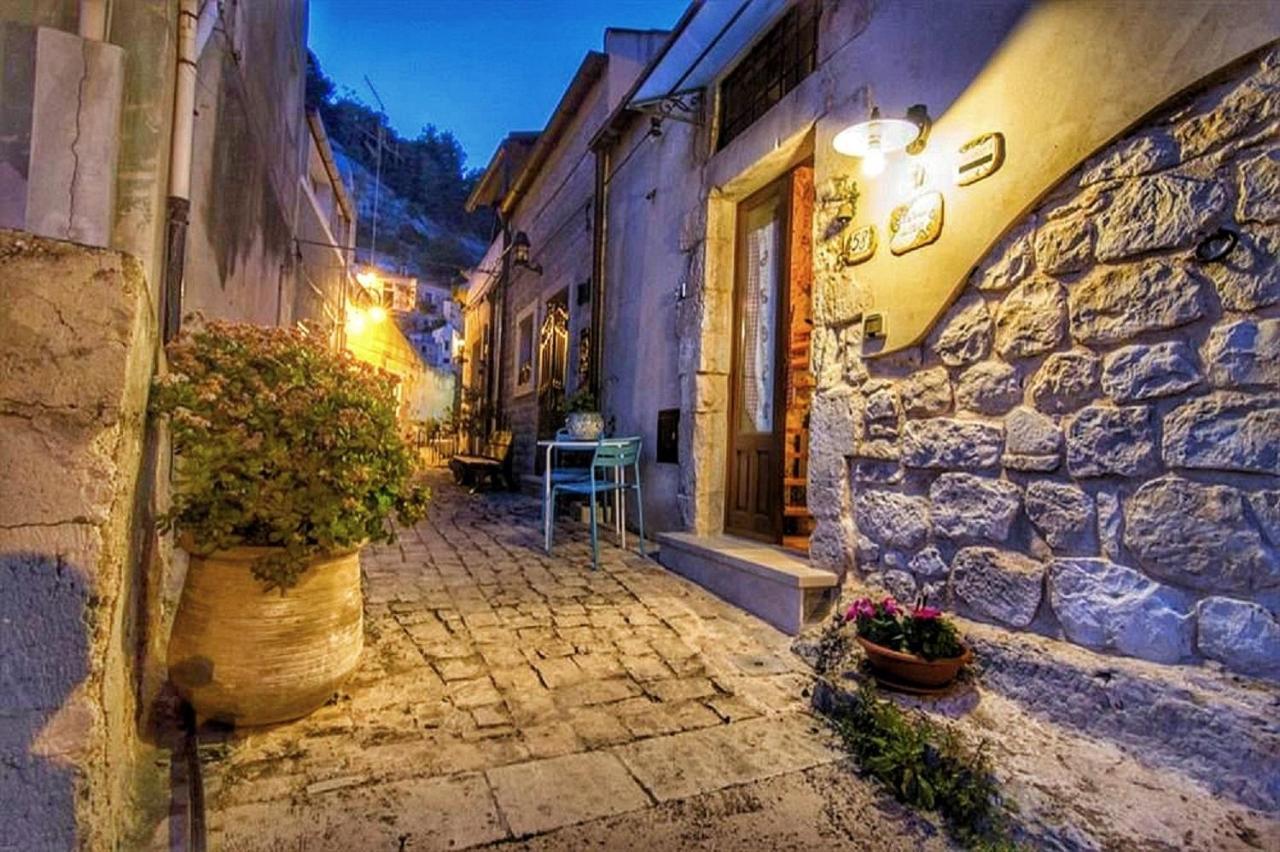 Lilibeth Houses - Charming & Lovely Views Scicli Luaran gambar